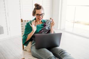 Internetinės komandos formavimo programos